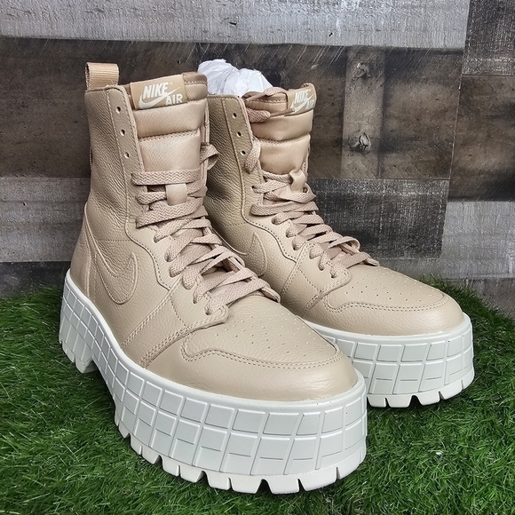 New Air Jordan 1 Brooklyn Women's Boots - Picture 4 of 13